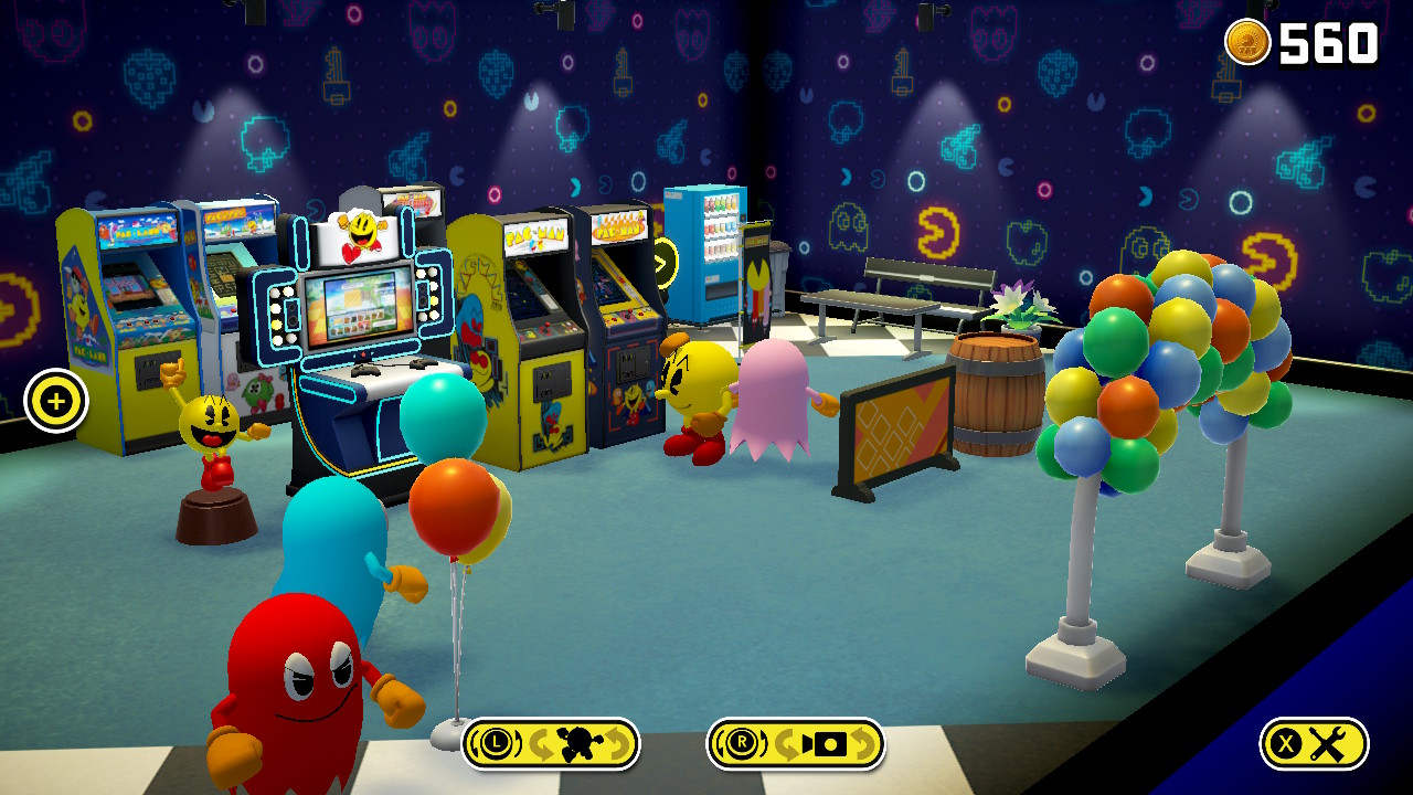 Pac-Man Museum+ sulassa sovussa kolikkopelihallissa