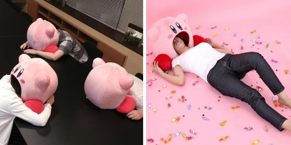 Kirby-tyyny isokuva päistä tyynyllä