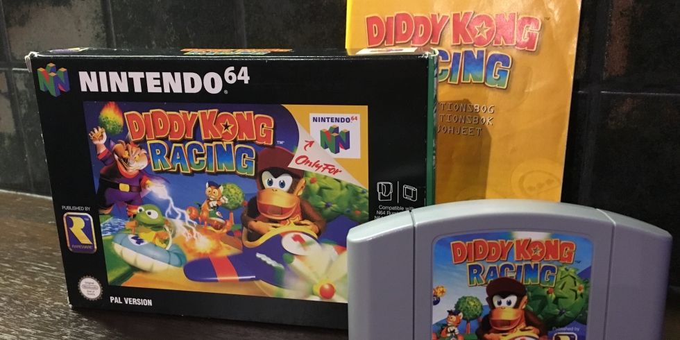 Diddy%20Kong%20Racing%20kotelo%20ja%20kasetti%20ja%20ohjeet.JPG