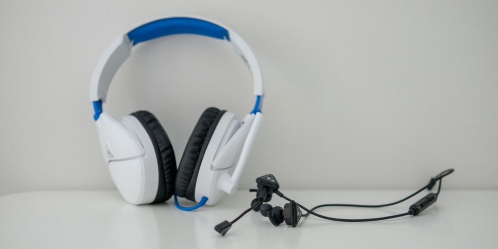 Turtle Beach Recon 70 ja Battle Buds kansikuva