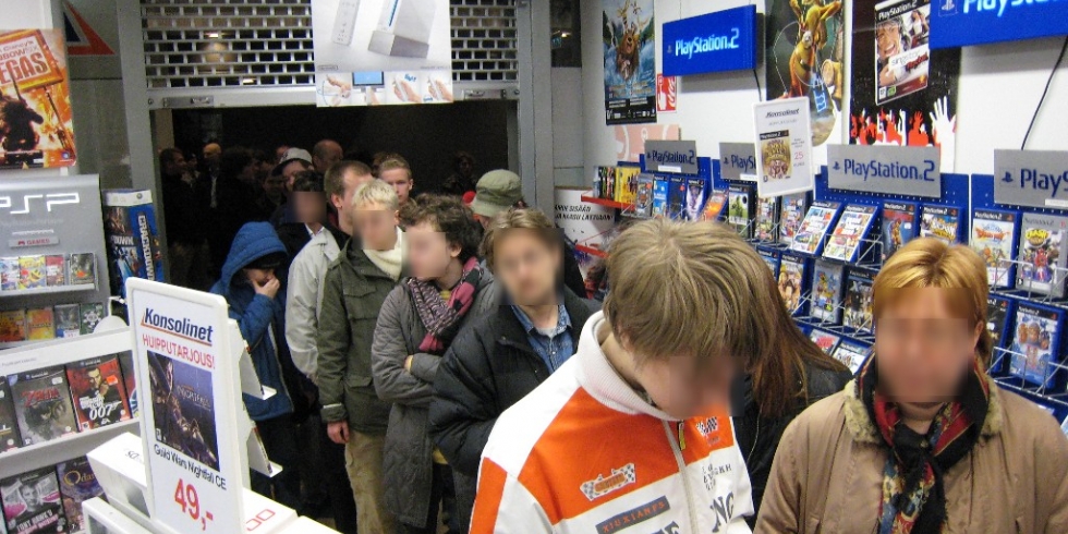 PS3 julkaisuyö 2007