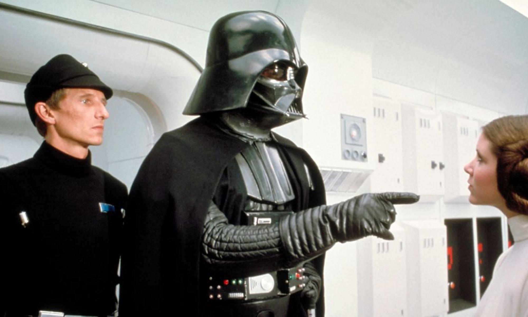 David-Prowse-as-Darth-Vader-in-Star-Wars-Episode-IV.jpg