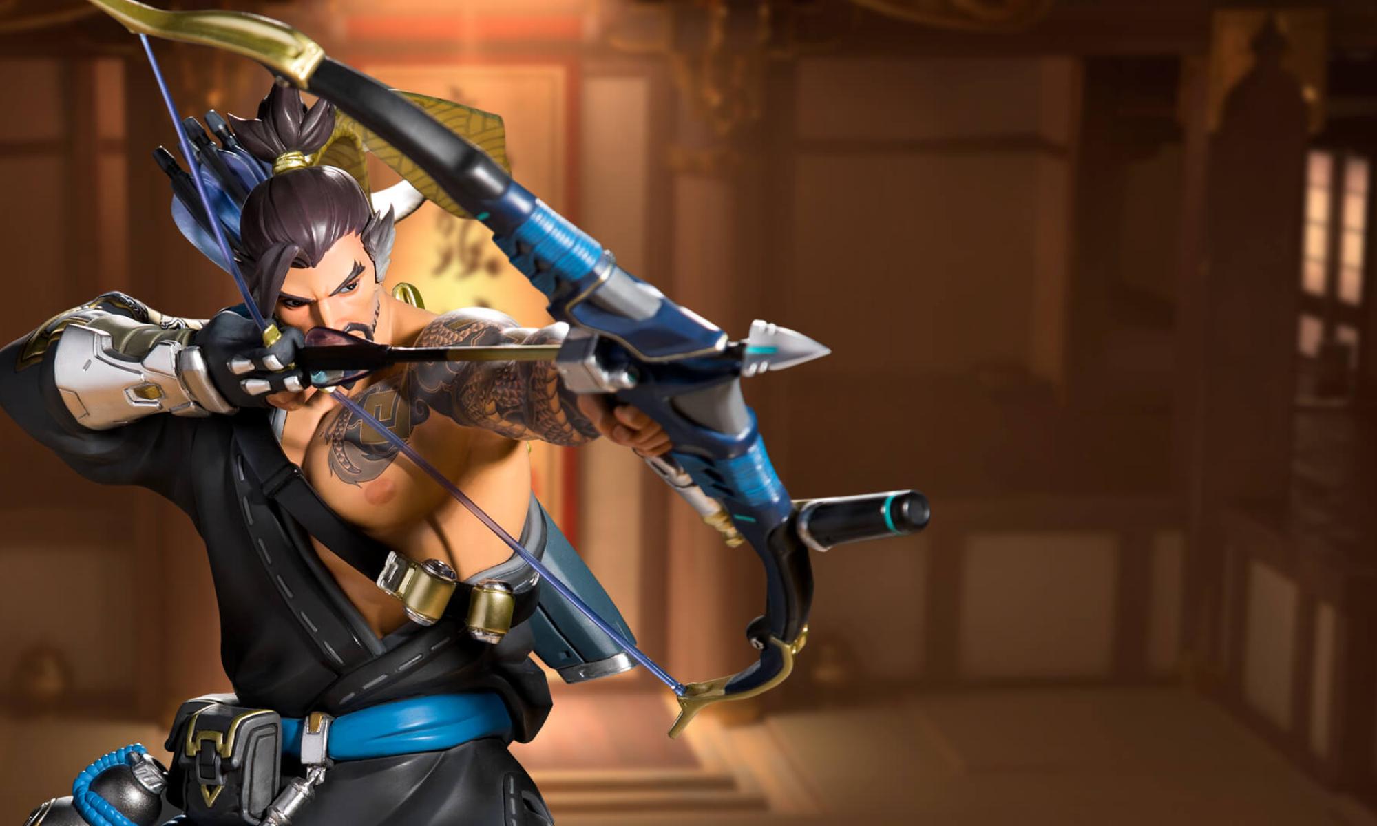 Hanzo patsas Overwatch isossa kuvassa