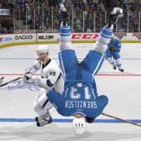 NHL 12, pelaaja pää alaspäin