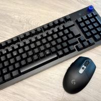 logitech g316 x pelinäppäimistö ja g305 x superlight pelihiiri