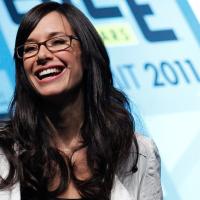 JADE-RAYMOND05.jpg