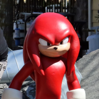 Knuckles elokuvan kuvauksissa