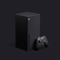 Xbox Series X ja ohjain pystyssä