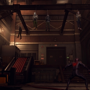 Marvel's Spider-Man_ Miles Morales Rosvot kypsyvät riiputtamalla.jpg