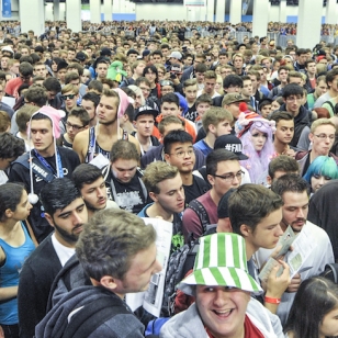 Ruuhkaa Gamescom 2014:n lattialla