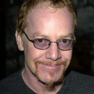 Danny Elfman vastaa Fablen musiikista