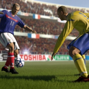 X05: Roppakaupalla kuvia Xbox 360:n FIFA 06:sta