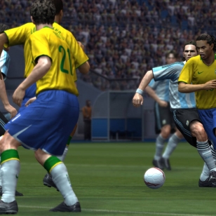 Konami yllättää: Pro Evolution Soccer 2009 syksyllä