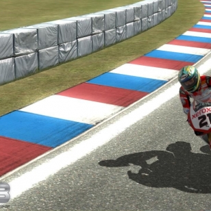 E3 2008: SBK08 Superbike kaasuttelee kuvilla