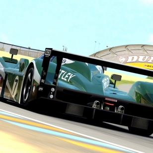 Le Mans -autoilua Forza 3:ssa