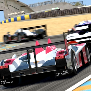 Le Mans -autoilua Forza 3:ssa