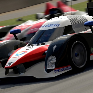Le Mans -autoilua Forza 3:ssa
