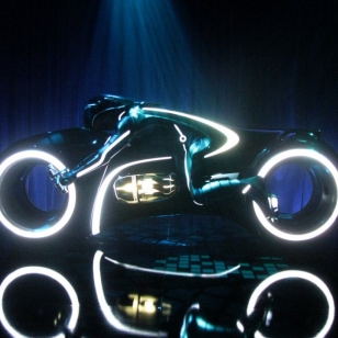 Disney-tuottaja lipsautti uuden Tron-pelin julkisuuteen?