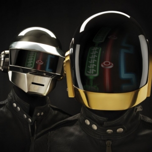 Queen Daft Punkin käsittelyssä uudella DJ Hero -videolla