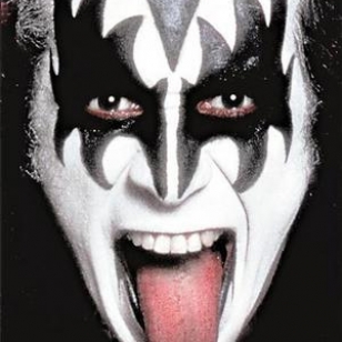 Kissin Gene Simmons Guitar Hero 6:n keulahahmoksi?