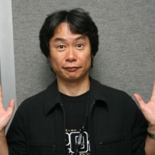 Miyamoto puhuu 3DS:stä ja liikkeentunnistuksesta
