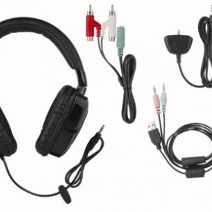 Testissä Tritton AX 120 -kuulokkeet