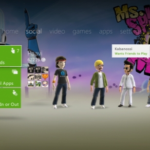 Xbox 360 päivittyi myöhässä