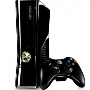 Analyytikot: Microsoft ei laske Xbox 360:n hintaa vuonna 2012