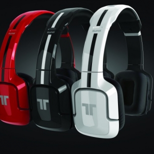 Testissä Tritton Kunai Headset