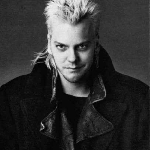 Kiefer Sutherland on Snake