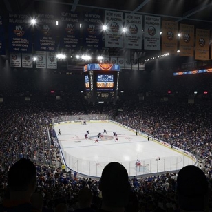 NHL 15 -kuvissa Islandersin ja Capitalsin areenat