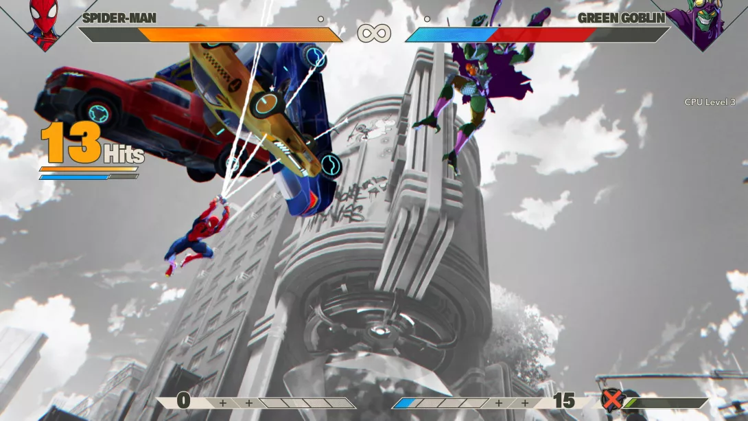 MARVEL Tōkon: Fighting Souls_Hämähäkkimies ja Vihreä Menninkäinen ilmassa, ja Hämis on juuri paiskaamassa kasan autoja pahista kohti