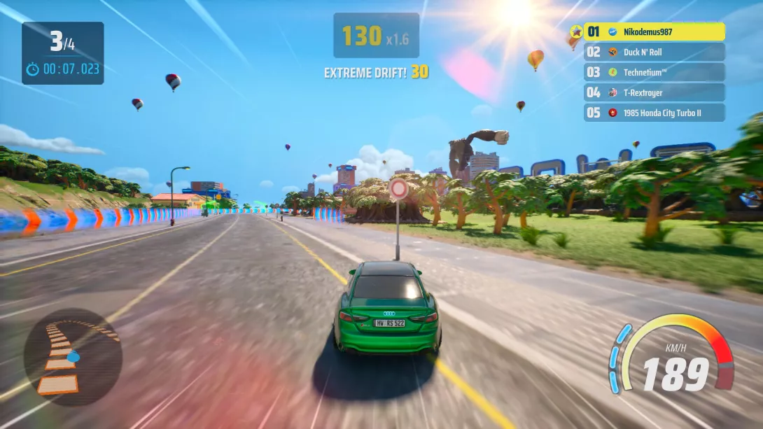 HOT WHEELS Infinite Rush: Kisan kärjessä vihreällä autolla