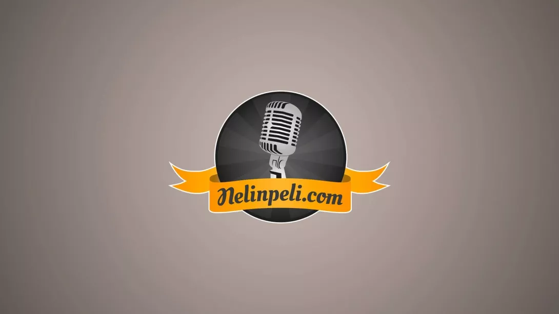 Nelinpelin logo, mikrofoni ja osoite nelinpeli.com tyyliteltynä