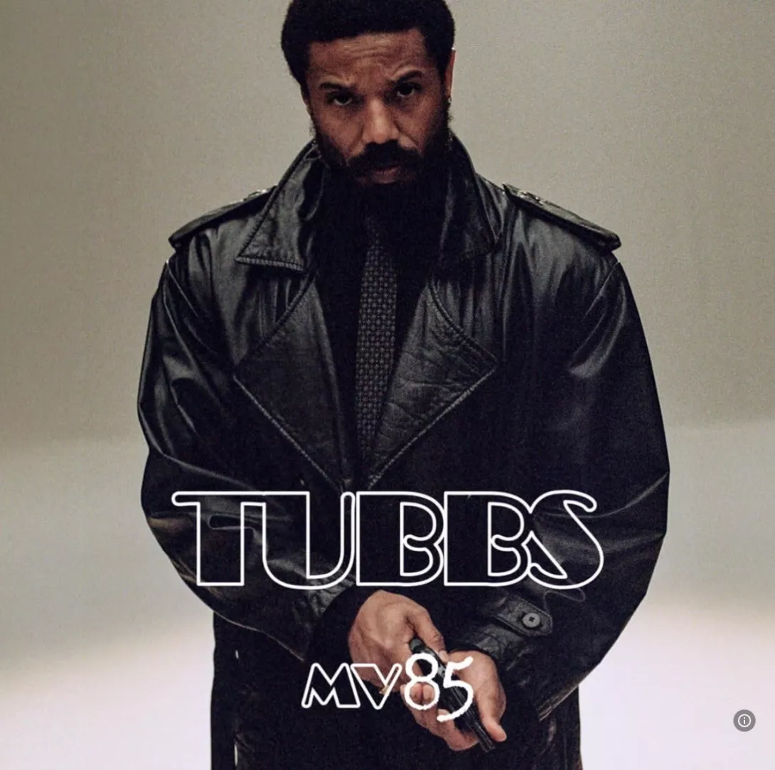Miami Vice, Tubbs mustassa nahkatakissa, ase kädessä.