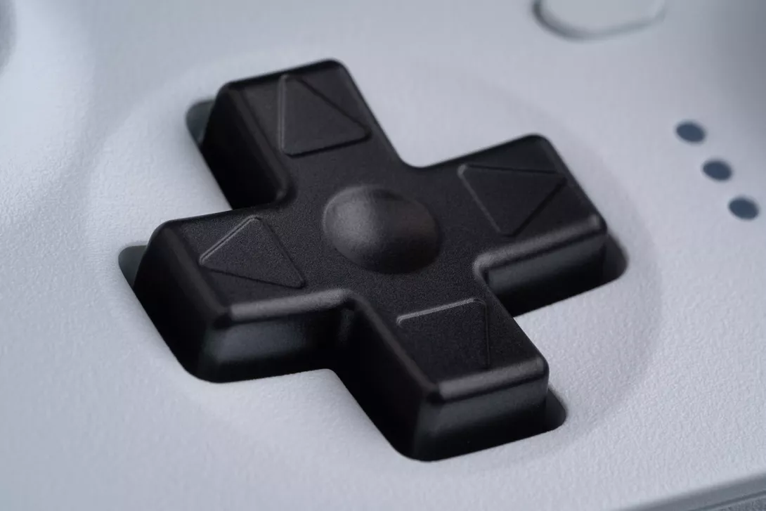 8BitDo Ultimate 2 Bluetooth Controller – ristiohjain