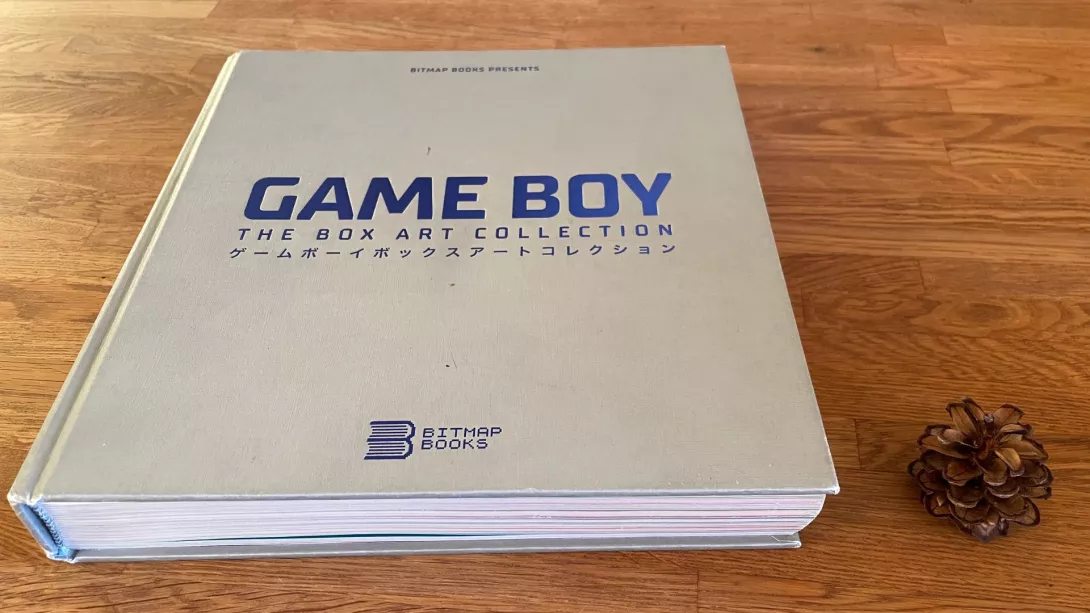 Game​​ Boy The Box Art Collection ja käpy