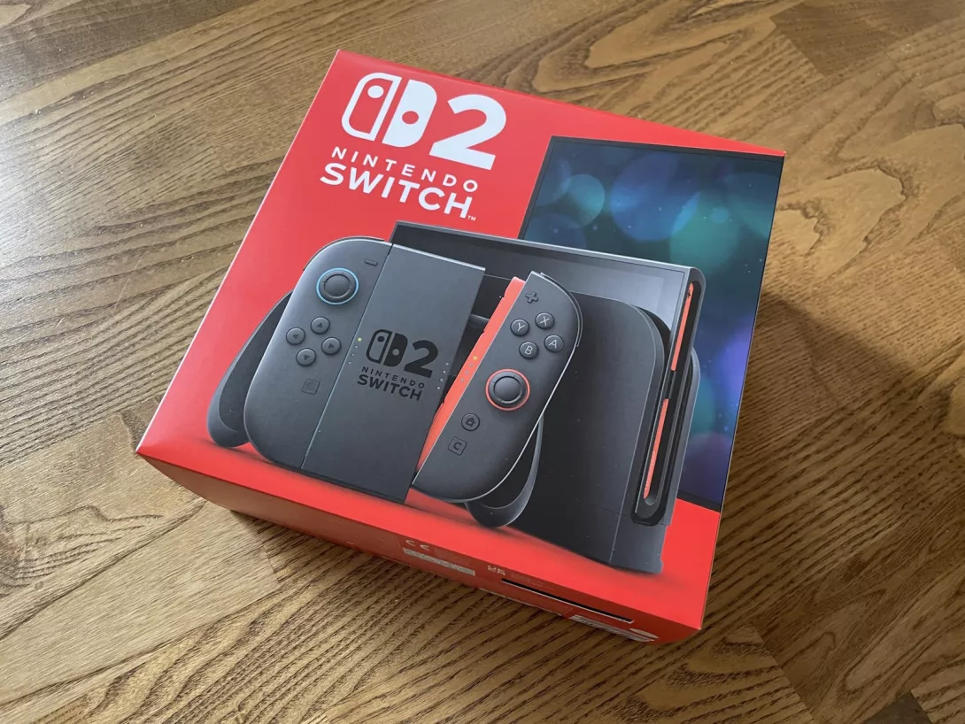 Nintendo Switch 2 laatikossaan
