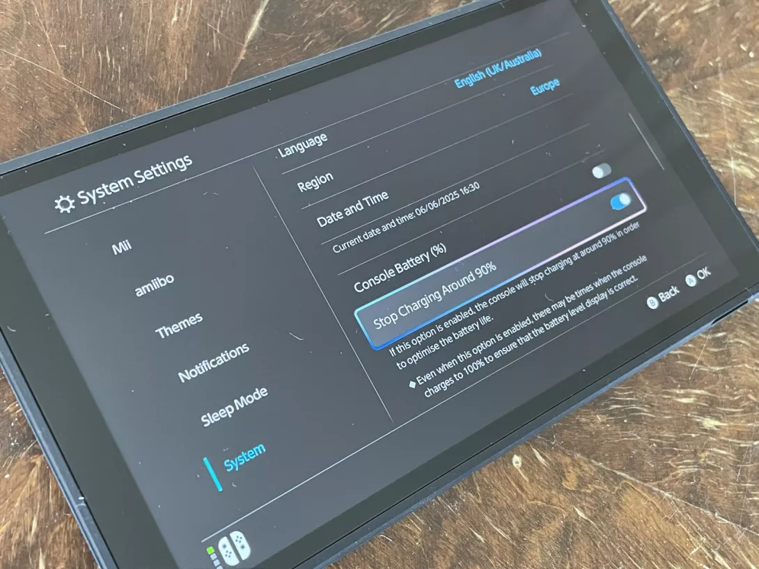 Nintendo Switch 2 akkuasetus