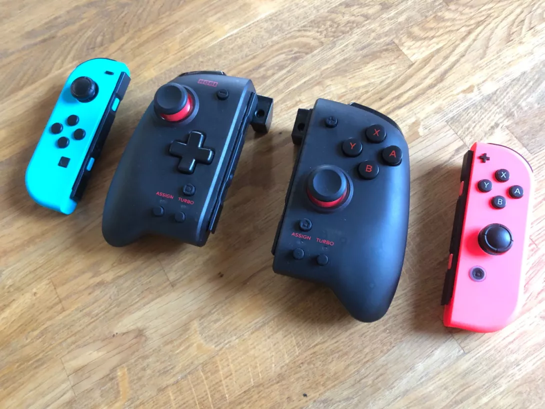 Hori Split Pad Pro Nintendo Switch ja Joy-con-ohjaimet