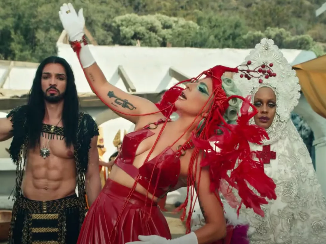 Lady-Gaga-911-inspiration.jpeg