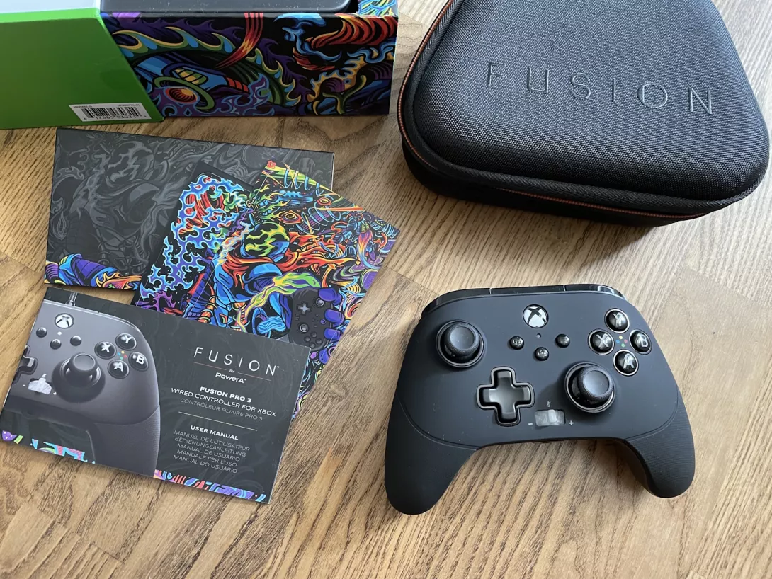 PowerA Fusion Pro 3 nostokuvaksi