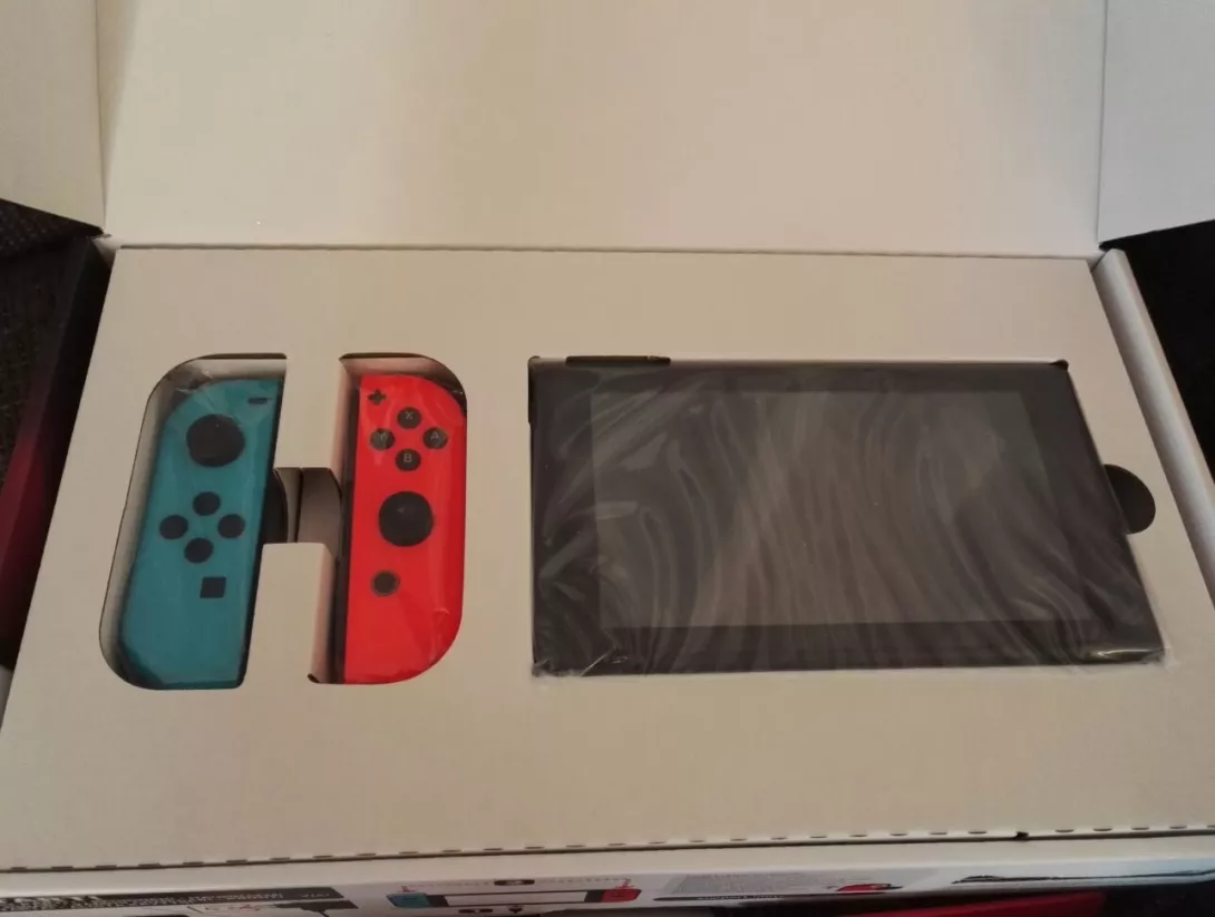 Switch paketti.jpg