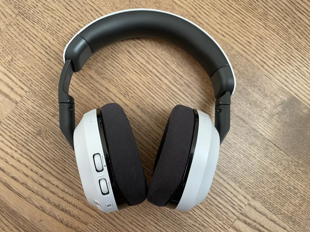 Turtle Beach Stealth 600 Gen 3 -kuulokkeet ja yleiskuva