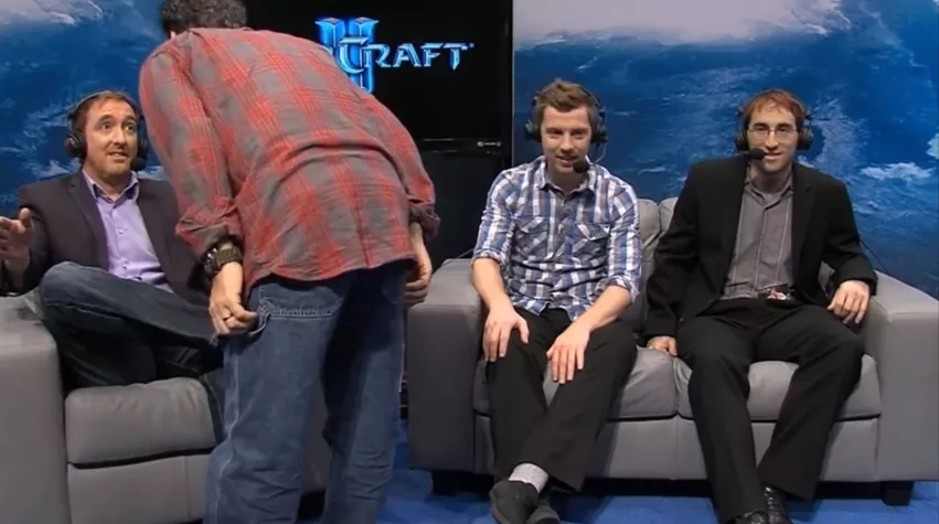 eSports mokat elektroninen urheilu