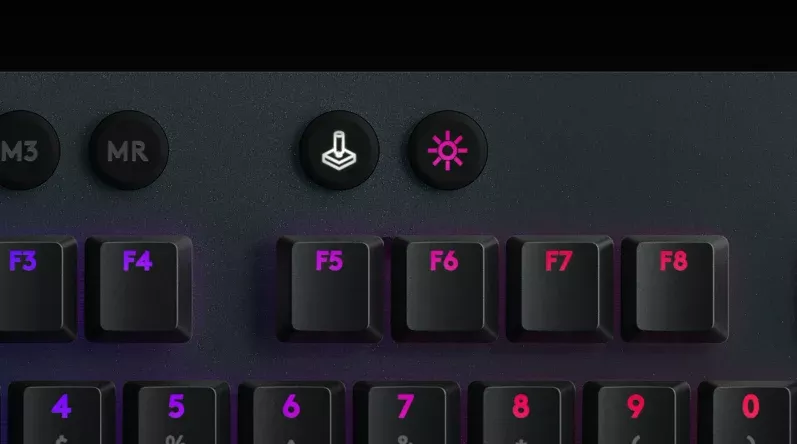 Logitech G815