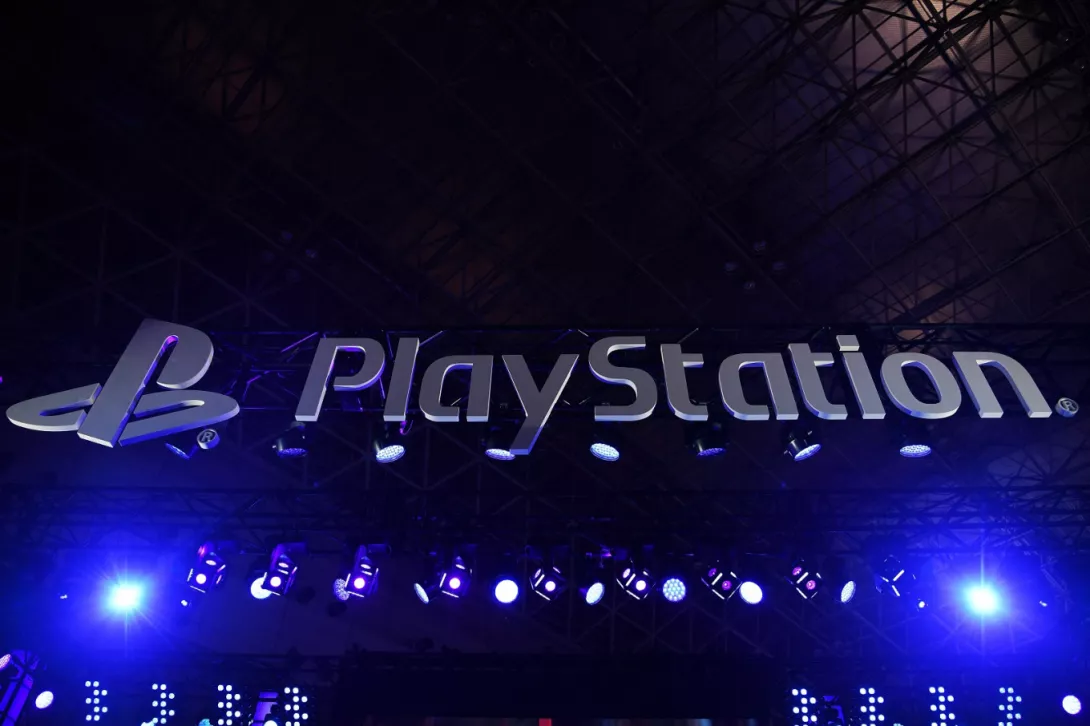 playstation logo ja valot.jpg