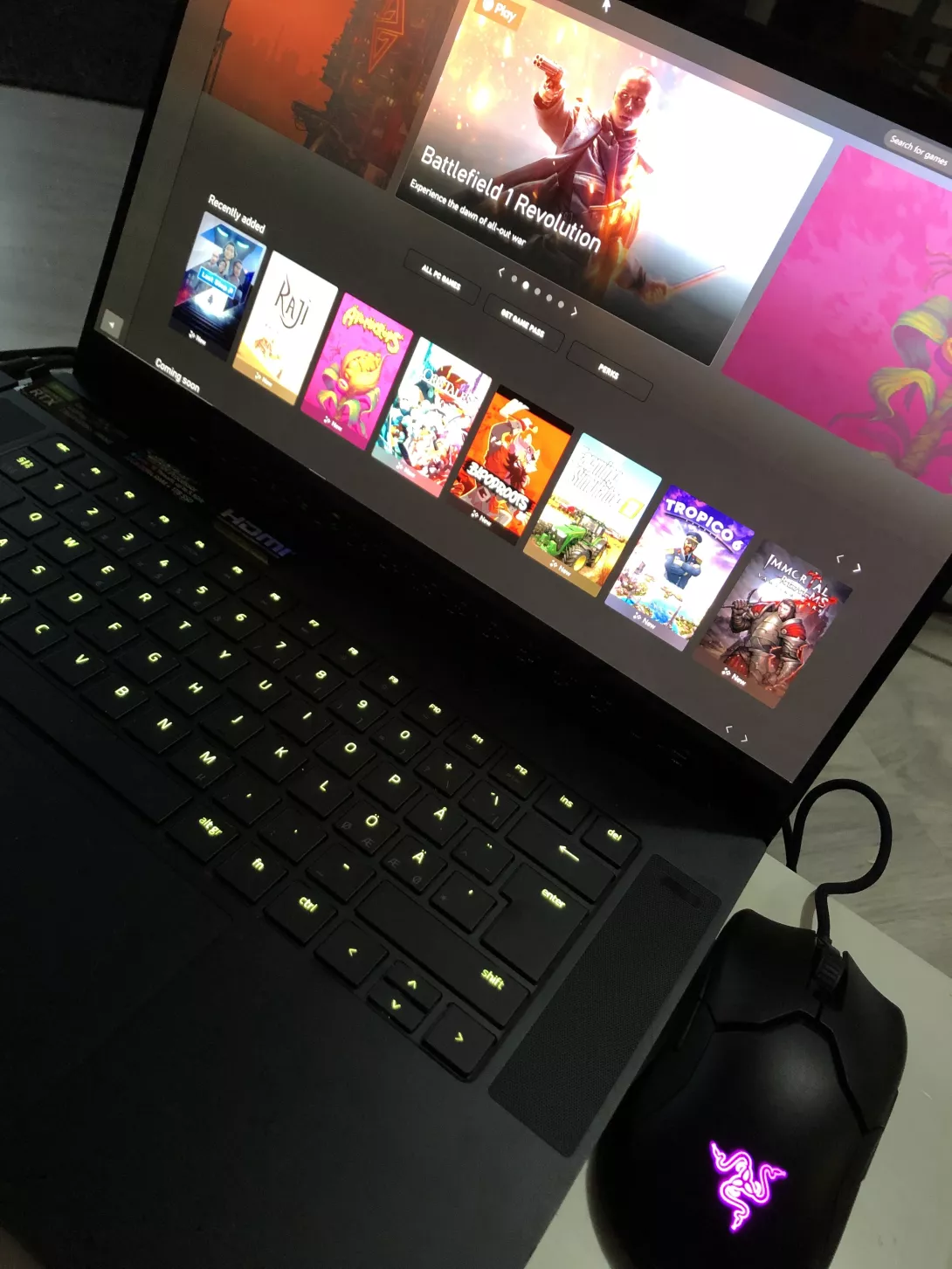 razer blad_15.jpg