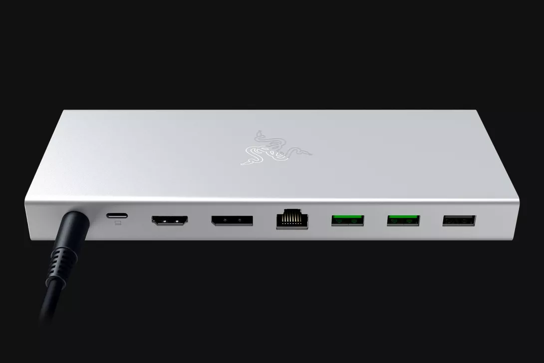 Razer USB Dock 4: takakuva